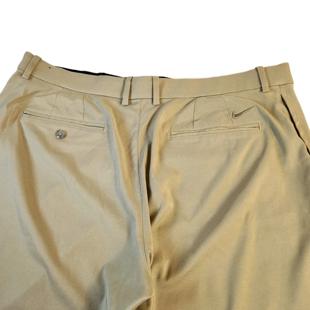 Nike Dri Fit Flex Shorts‎ Mens Size 40 Beige Standard Fit Golf Casual Preppy